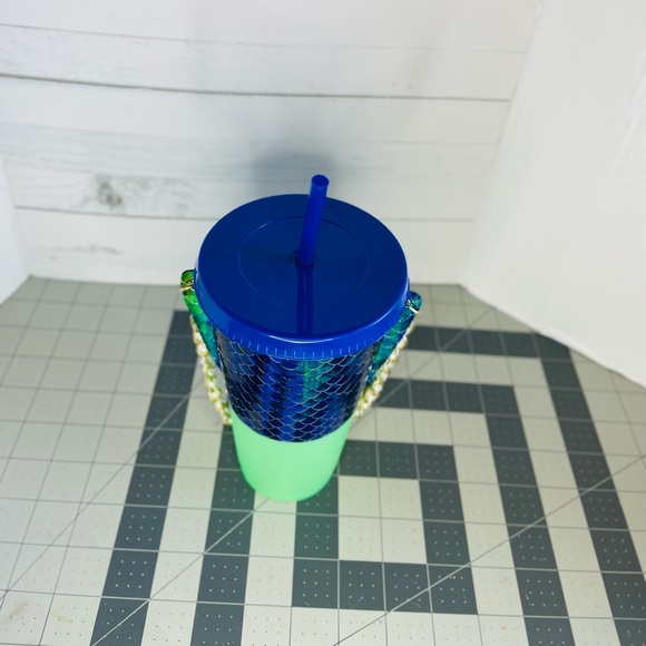 Tumbler and holder Coffee cup sleeve
 Faux Leather Mermaid print - Picture 3 of 7